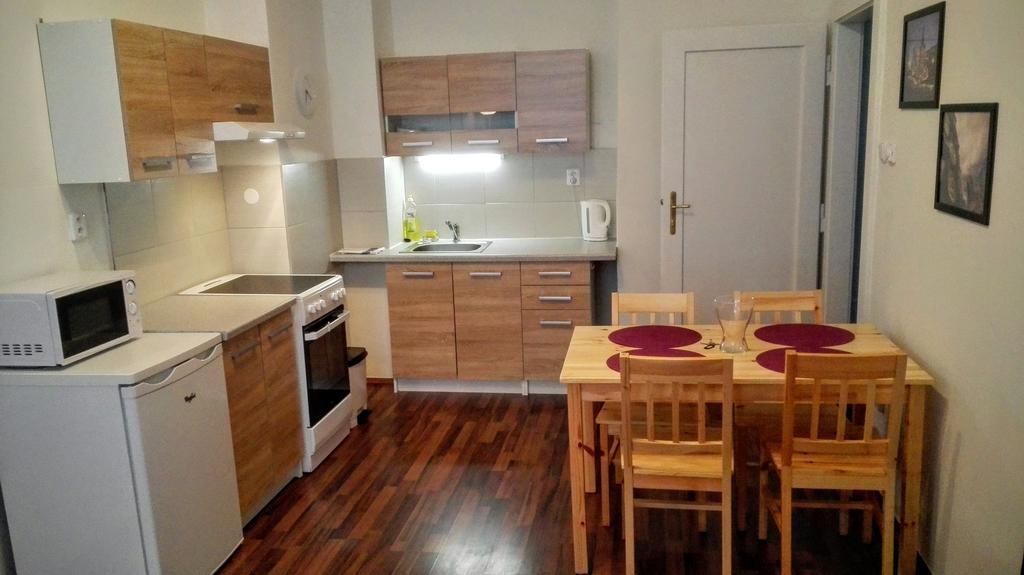 Jezerka Apartments Prag Eksteriør billede