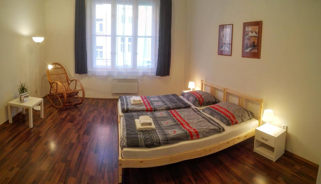 Jezerka Apartments Prag Eksteriør billede