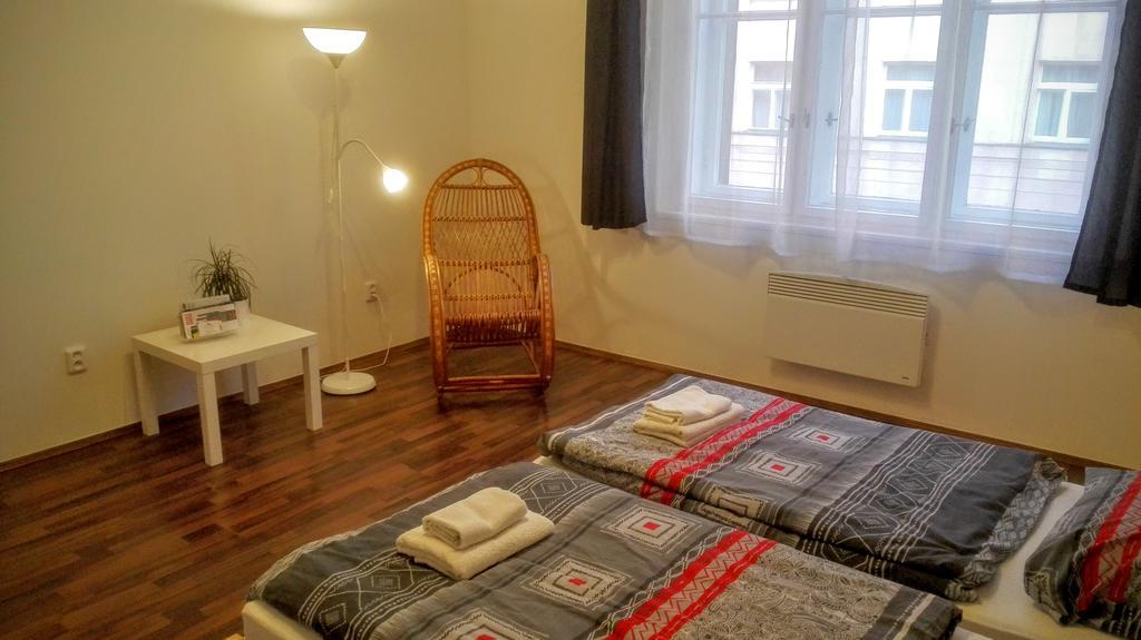 Jezerka Apartments Prag Eksteriør billede