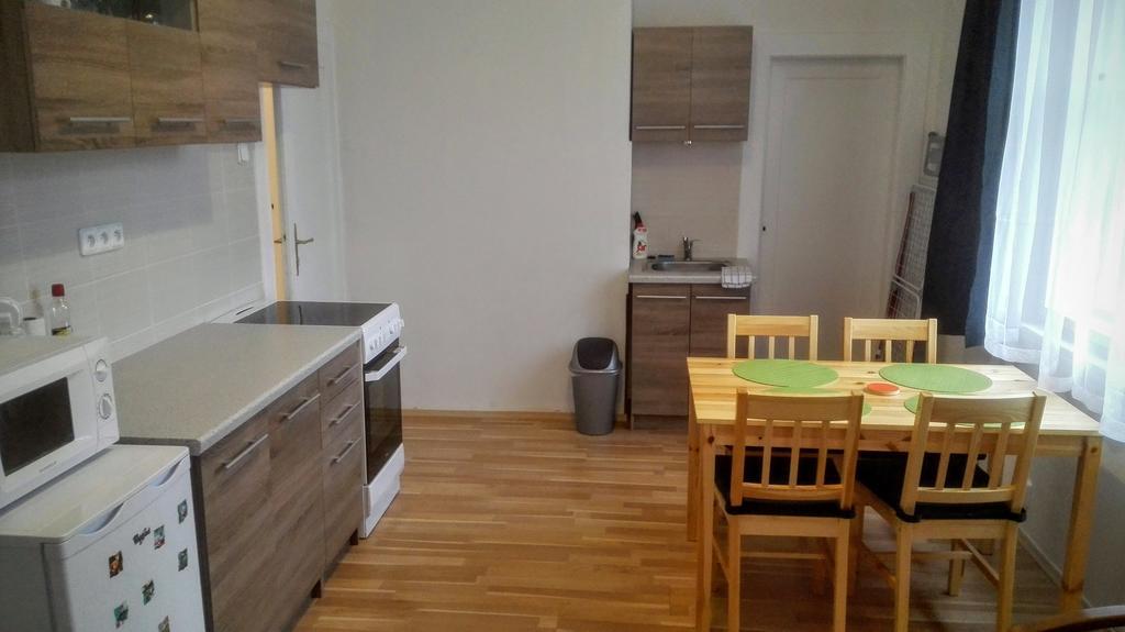 Jezerka Apartments Prag Eksteriør billede