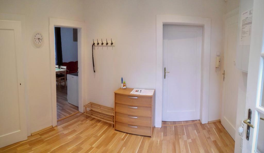 Jezerka Apartments Prag Eksteriør billede