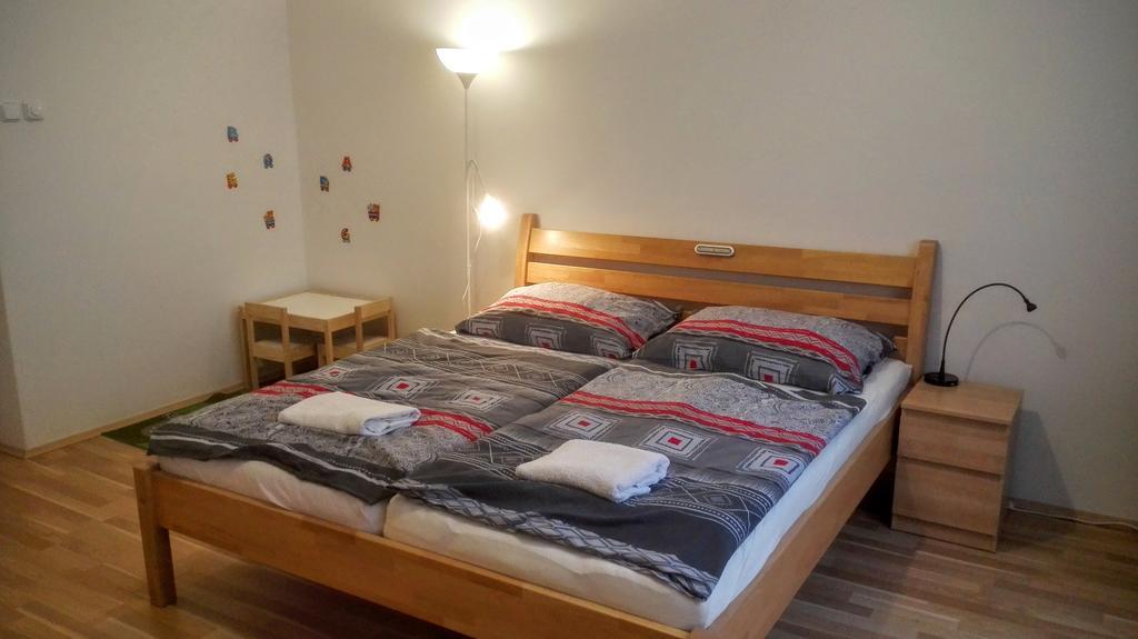 Jezerka Apartments Prag Eksteriør billede