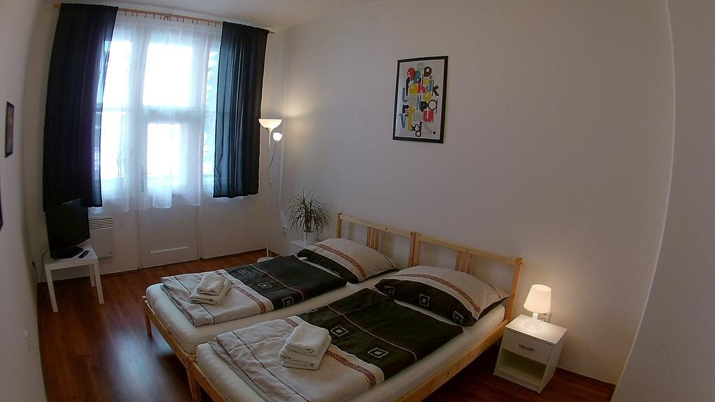 Jezerka Apartments Prag Eksteriør billede