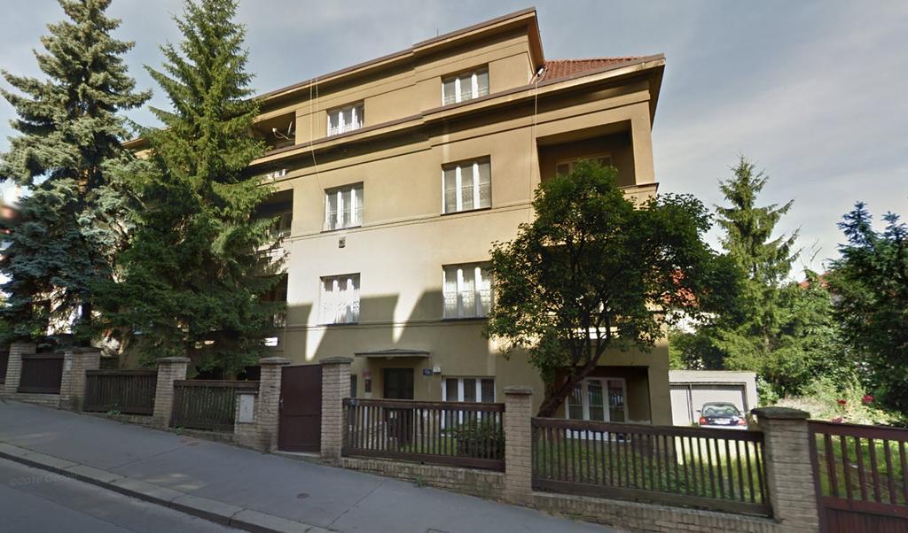 Jezerka Apartments Prag Eksteriør billede